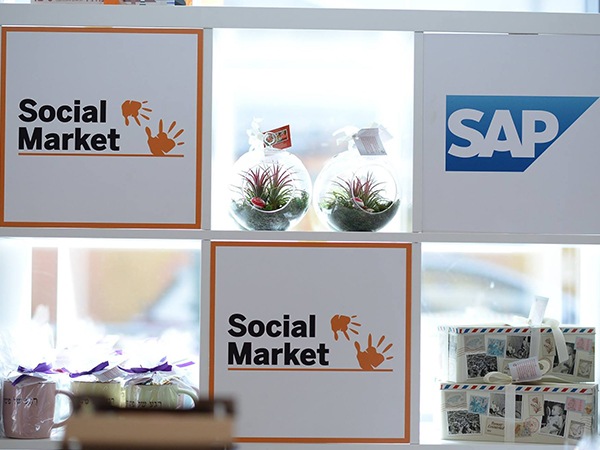 Social Market 2016
